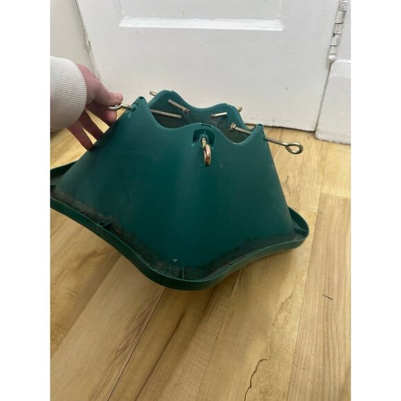 Vintage Green Star Christmas Tree Stand with Adjustable Bolts - Picture 8 of 8